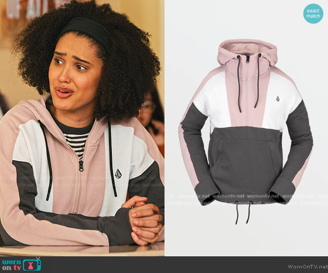 Volcom Anorak Hoodie worn by Fabiola Torres (Lee Rodriguez) on Never Have I Ever
