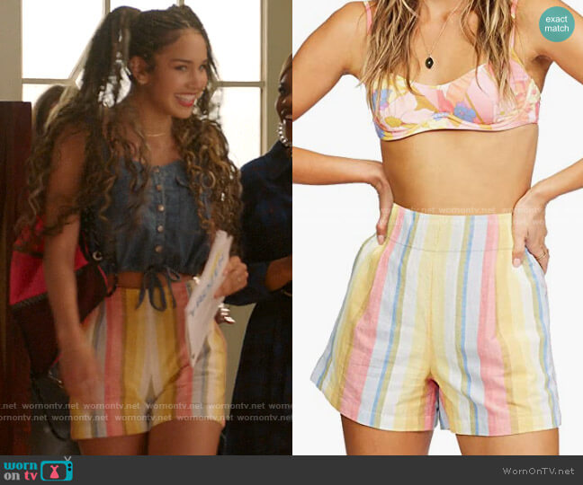 Billabong Walk It Off Shorts worn by Gina (Sofia Wylie) on High School Musical The Musical The Series