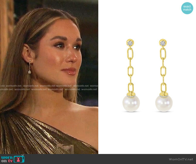 Brevani 14K Yellow Gold Link Pearl Earrings worn by Rachel Recchia on The Bachelorette