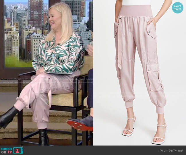 WornOnTV: Caroline Rhea’s pink satin utility pants on Live with Kelly ...
