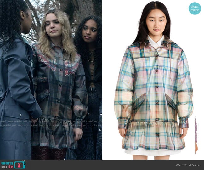 Cinq a Sept Sandra Coat worn by Imogen Adams (Bailee Madison) on Pretty Little Liars Original Sin