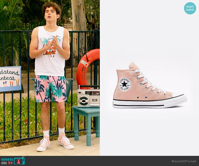 Converse Chuck Taylor Hi Top Sneakers in Pink Clay worn by Ricky (Joshua Bassett) on High School Musical The Musical The Series