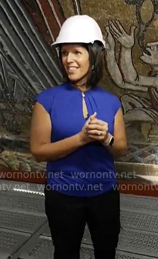 Dana Jacobson’s blue keyhole top on CBS Mornings