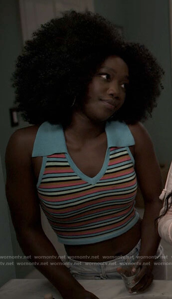 Elise’s blue striped sleeveless polo top on American Horror Stories