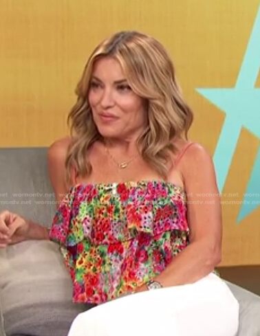 Kit's floral ruffle cropped top on Access Hollywood