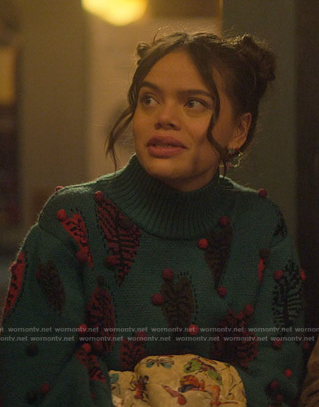 Mouse's green leaf and pom pom sweater on Pretty Little Liars Original Sin