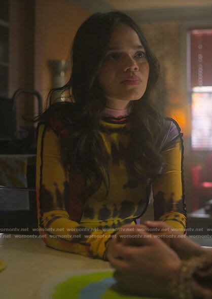 Mouse’s patchwork tie dye top on Pretty Little Liars Original Sin