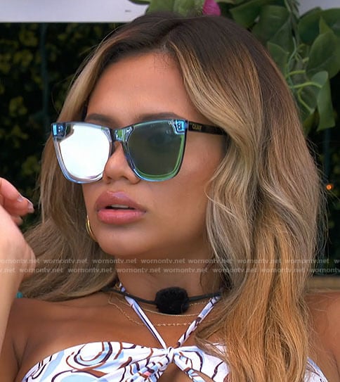 Nadjha's blue sunglasses on Love Island USA