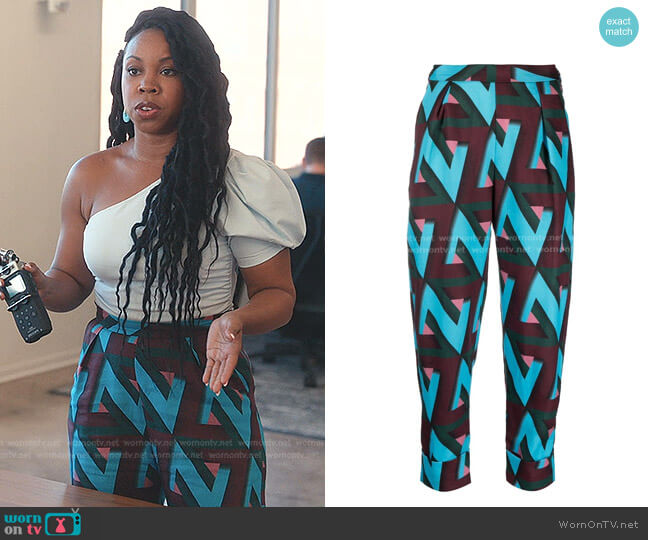 Rachel Comey Westside Abstract-Print Trousers worn by Malika ( Toccarra Cash) on Everythings Trash