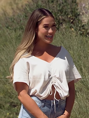 Rachel’s white ruched tee on The Bachelorette