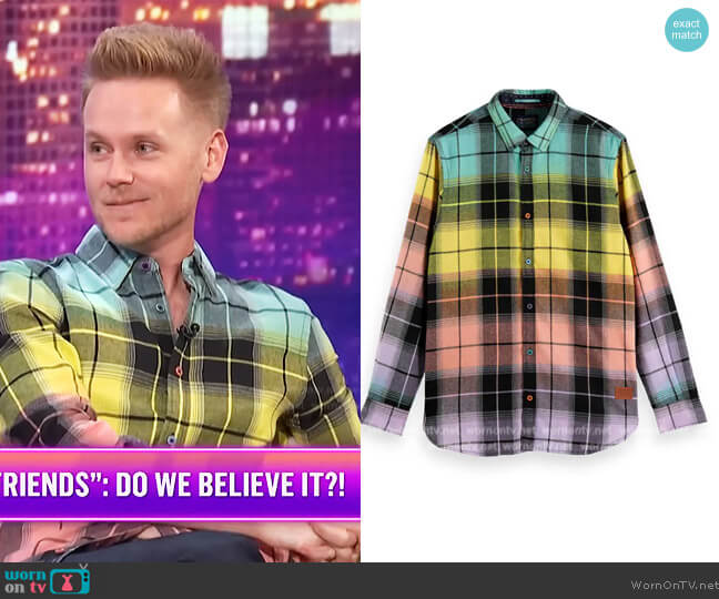 Scotch and Soda Gradient Check Flannel Sport Shirt worn by Zach Noe Towers on E! News