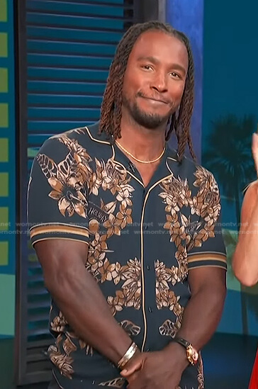 Scott’s navy floral shirt on Access Hollywood