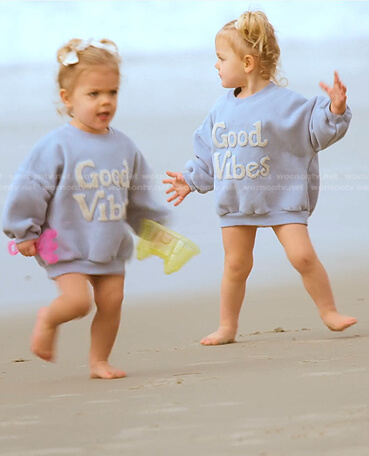 Lilah and Hazel's blue Good Vibes sweatshirt on Selling the OC
