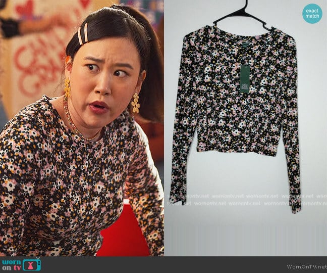 Wild Fable Floral Print Top worn by Eleanor Wong (Ramona Young) on Never Have I Ever