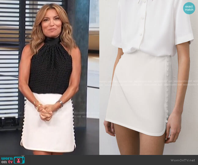 Zara Buttoned Satin Effect Skirt worn by Kit Hoover on Access Hollywood