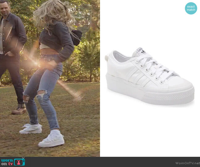 Adidas Nizza Platform Sneaker worn by Courtney Whitemore (Brec Bassinger) on Stargirl