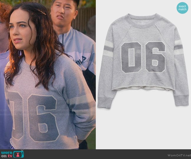 Aerie Crew Neck Crop Sweatshirt worn by Samantha LaRusso (Mary Mouser) on Cobra Kai