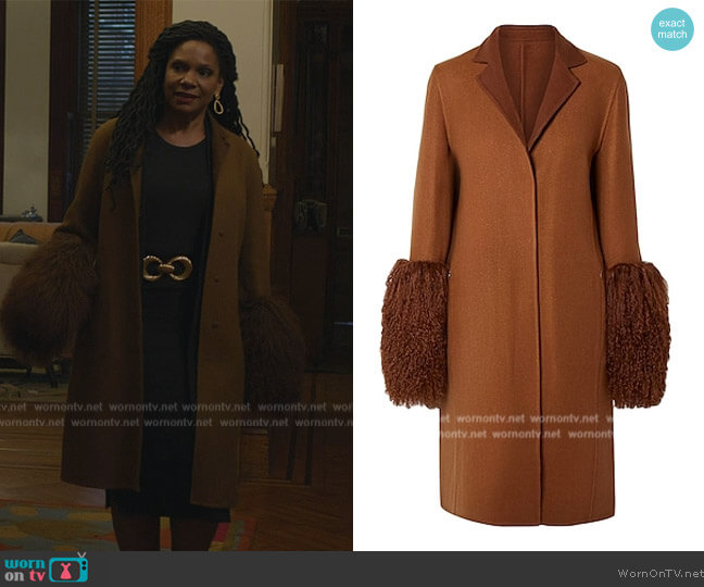 Akris Shearling Cuffs worn by Liz Reddick-Lawrence (Audra McDonald) on The Good Fight