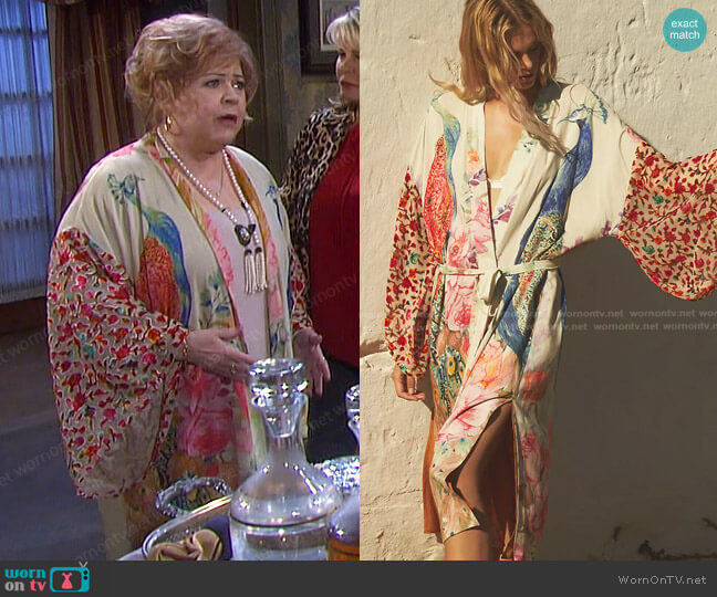 Aratta Bird Kimono in Ivory worn by Nancy Wesley (Patrika Darbo) on Days of our Lives