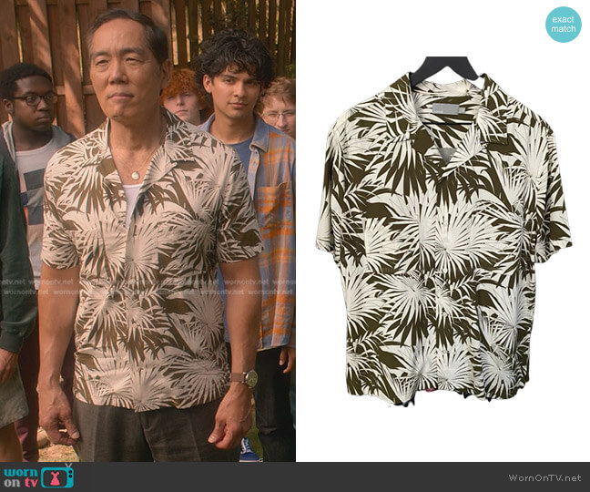 Vince Leaf Print Camp Shirt worn by Chozen Toguchi (Yuji Don Okumoto) on Cobra Kai