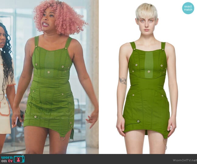 Phoebe’s green button mini dress on Everythings Trash