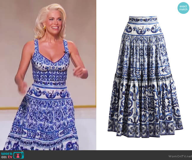 Dolce & Gabbana Tile-Print Tiered Poplin Maxi Skirt worn by Hannah Waddingham on The Jennifer Hudson Show