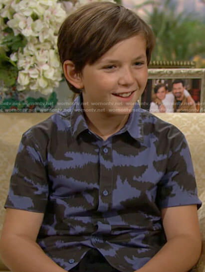 Douglas's blue and black printed shirt on The Bold and the Beautiful