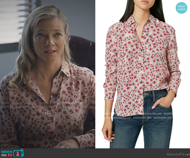Equipment Leema Floral Silk Button-Up Shirt worn by Barbara Whitmore (Amy Smart) on Stargirl
