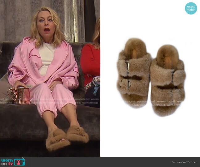Jennifer Miller Fur Slide in Beige worn by Sutton Stracke on The Real Housewives of Beverly Hills