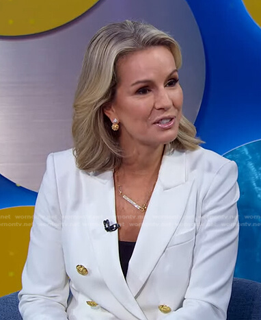 Jennifer’s white blazer with gold buttons on Good Morning America