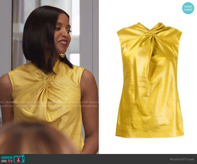 Jil Sander Twisted Front Sleeveless Blouse worn by Mallory Book (Renée Elise Goldsberry) on She-Hulk Attorney at Law