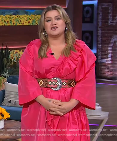Kelly’s pink ruffle dress on The Kelly Clarkson Show