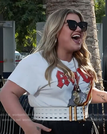 Kelly's AC/DC graphic tee on The Kelly Clarkson Show