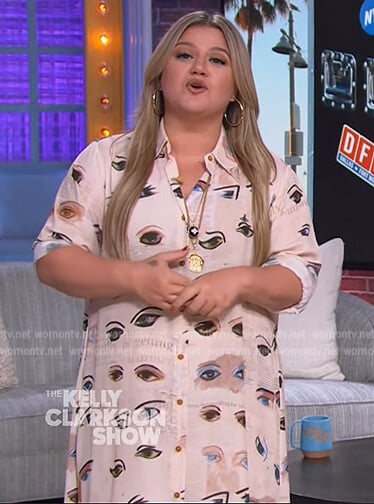 Kelly’s eye print shirtdress on The Kelly Clarkson Show