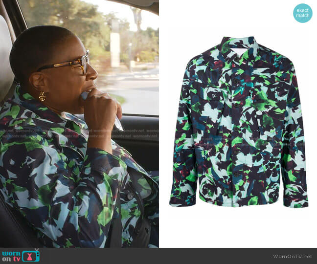 Kenzo Floral-Print Cotton Shirt Jacket worn by Henrietta Wilson (Aisha Hinds) on 9-1-1