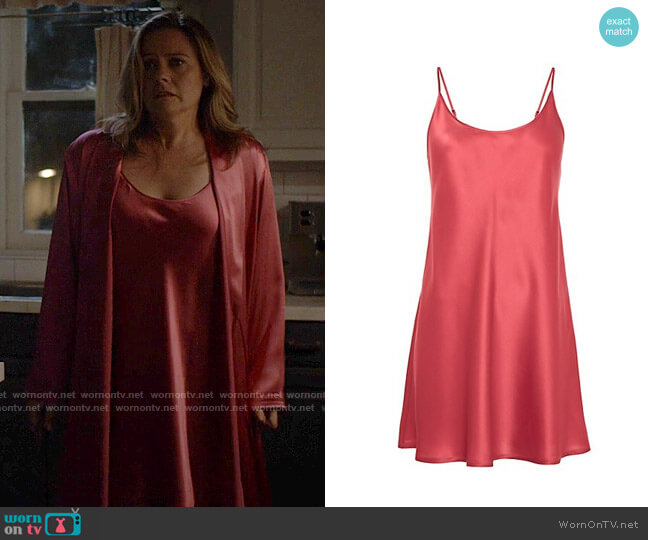 La Perla Silk Chemise in Rose Noisette worn by Erin (Alicia Silverstone) on American Horror Stories