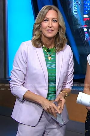 Lara’s green check tee on Good Morning America