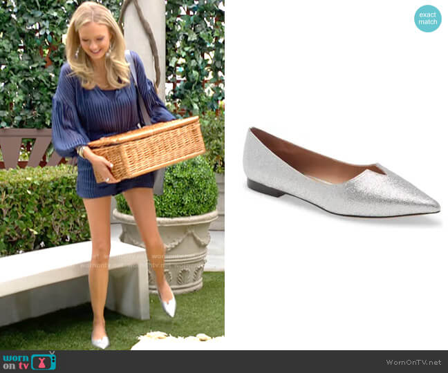 Linea Paolo Presta Pointed Toe Flat worn by Abby Newman (Melissa Ordway) on The Young and the Restless