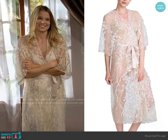 Rya Collection Kiss Flower Applique Robe worn by Summer Newman (Allison Lanier) on The Young and the Restless