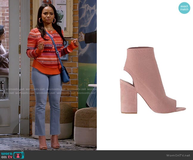 Steve Madden Ferris Bootie worn by Randi (Kyla Pratt) on Call Me Kat