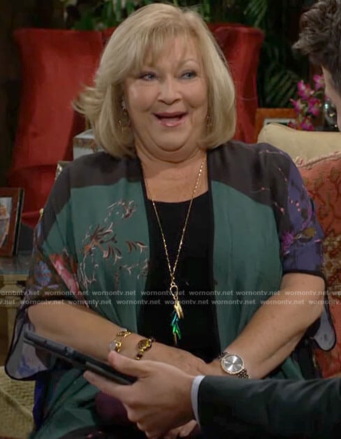 Traci’s floral kimono on The Young and the Restless