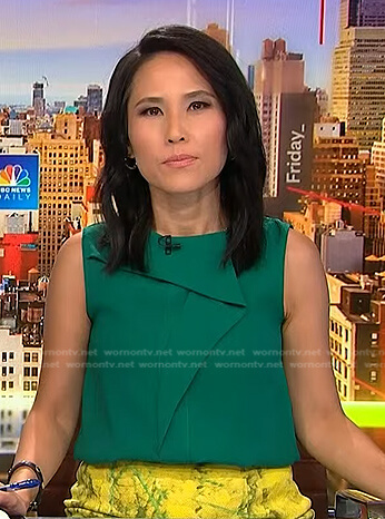 Vicky’s green ruffle sleeveless top on NBC News Daily