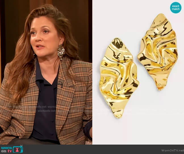 Crumpled Gold Large Post Earrings by Alexis Bittar worn by Drew Barrymore on The Drew Barrymore Show