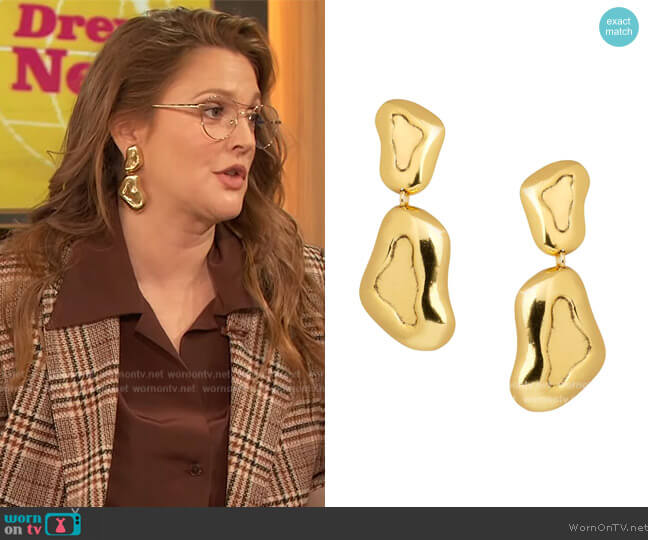 Chunky Double Earrings by Jennifer Miller worn by Drew Barrymore on The Drew Barrymore Show