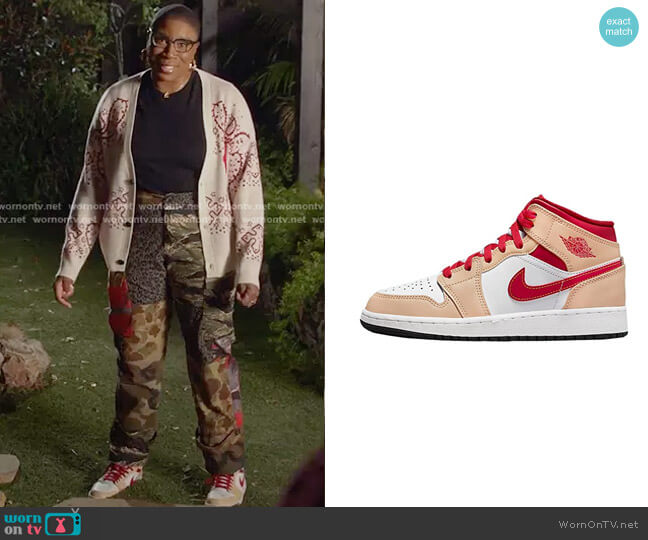 Nike Jordan 1 Mid Sneakers worn by Henrietta Wilson (Aisha Hinds) on 9-1-1