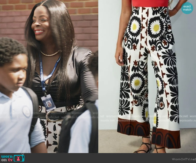 WornOnTV: Ava's floral printed pants and top on Abbott Elementary, Janelle  James