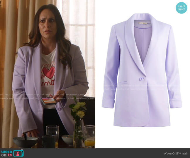 Alice + Olivia Yuriko Shawl-Collar Boyfriend Blazer worn by Maddie Kendall (Jennifer Love Hewitt) on 9-1-1