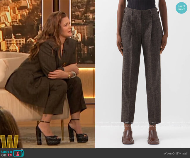Alpha Banker wool-blend trousers by Blaze Milano worn by Drew Barrymore on The Drew Barrymore Show