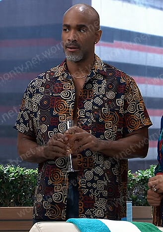 Curtis’s navy printed shirt on General Hospital