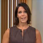 Dana Jacobson’s brown zip front sheath dress on CBS Saturday Morning
